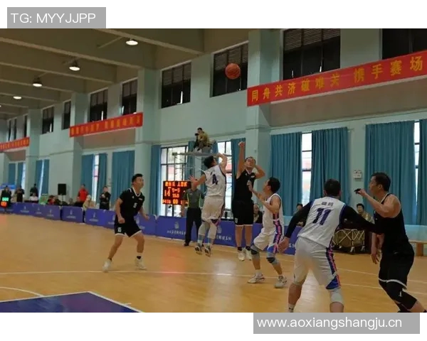 杭州篮球队篮球意识创新高引领全国潮流展现团队实力与战术智慧